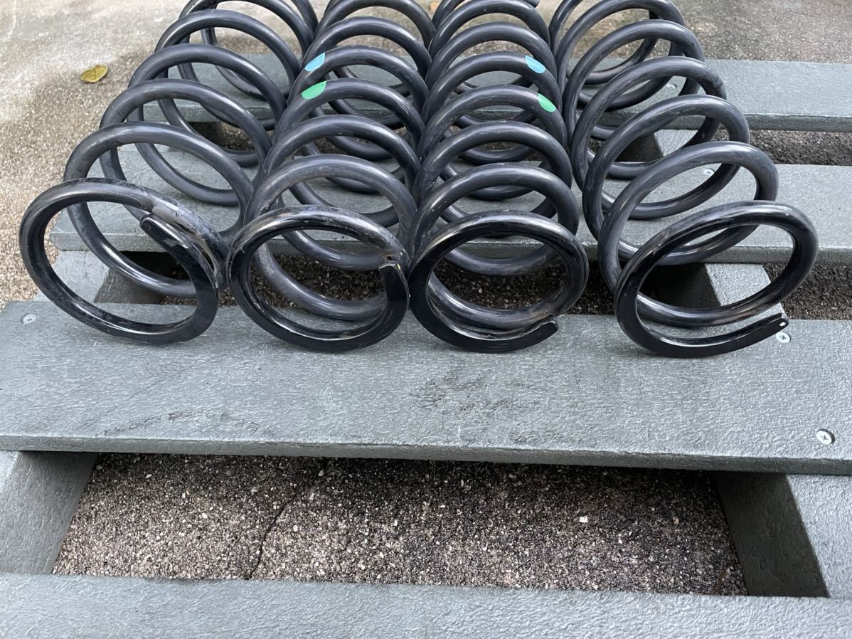 トヨタ クラウン ハイブリッド GWS204 純正 スプリング 4本セット