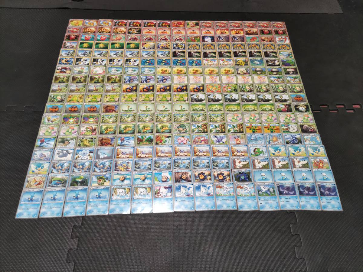解放！新裏面ポケモンカード BW ブラック・ホワイト キラカード約300  