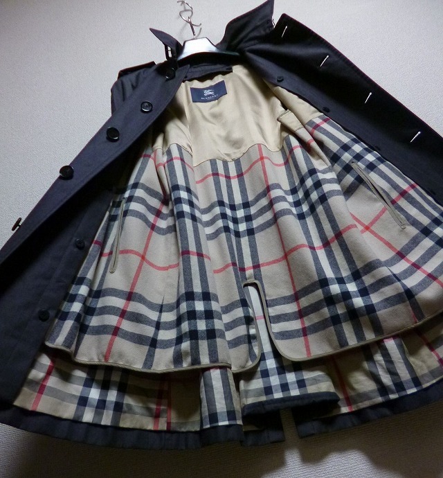 美品 BURBERRY BRITダブルトレンチコート メガチェック M ネイビー BURBERRY トレンチコート メガチェック ライナー ロング丈 Burberry