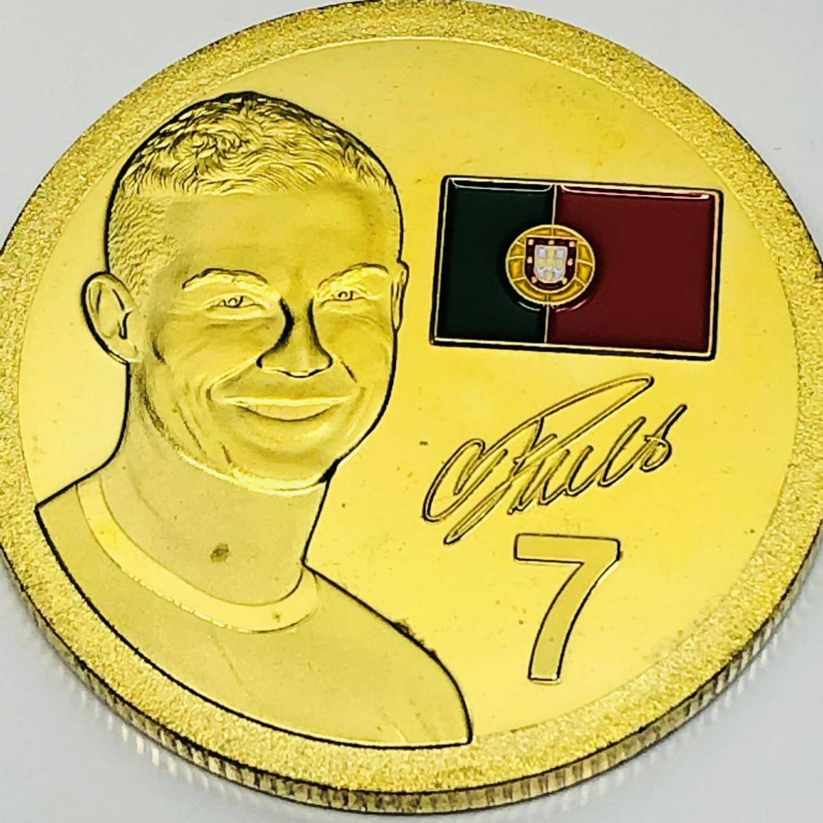 Nana1305ロシアチャレンジコイン W杯ブラジル サッカースター Cロナウド 有名人 外国硬貨 海外古銭 貨幣 ケース付き 量目29 07g ヨーロッパ 売買されたオークション情報 Yahooの商品情報をアーカイブ公開 オークファン Aucfan Com