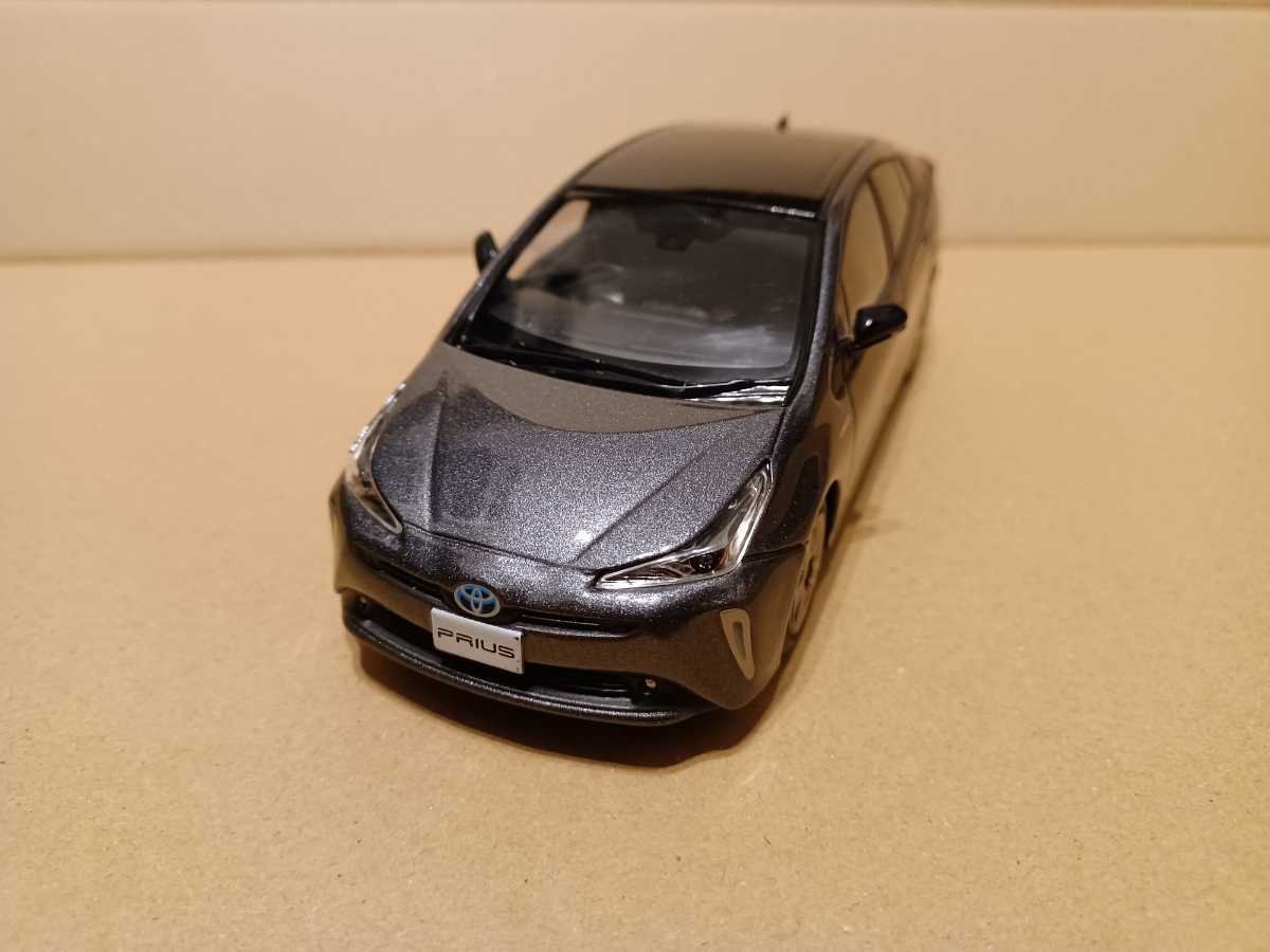 トヨタ カラーサンプル 1/30 プリウス 50系 色見本 ミニカー 1G3