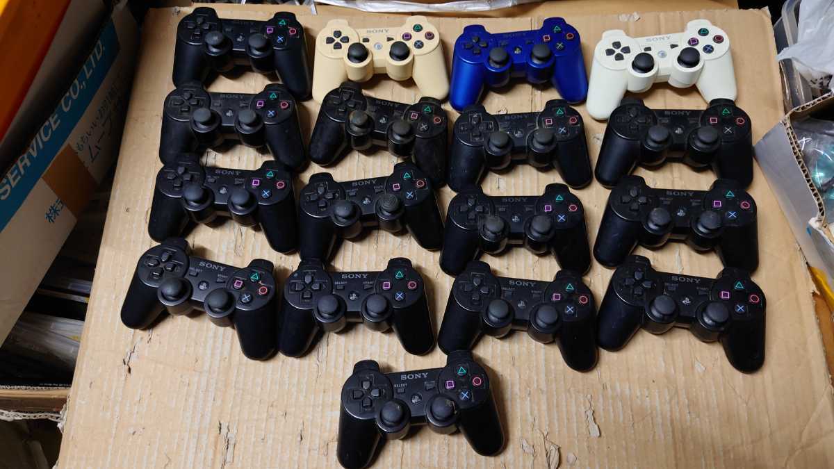 PS3◇純正デュアルショック3コントローラー 17個