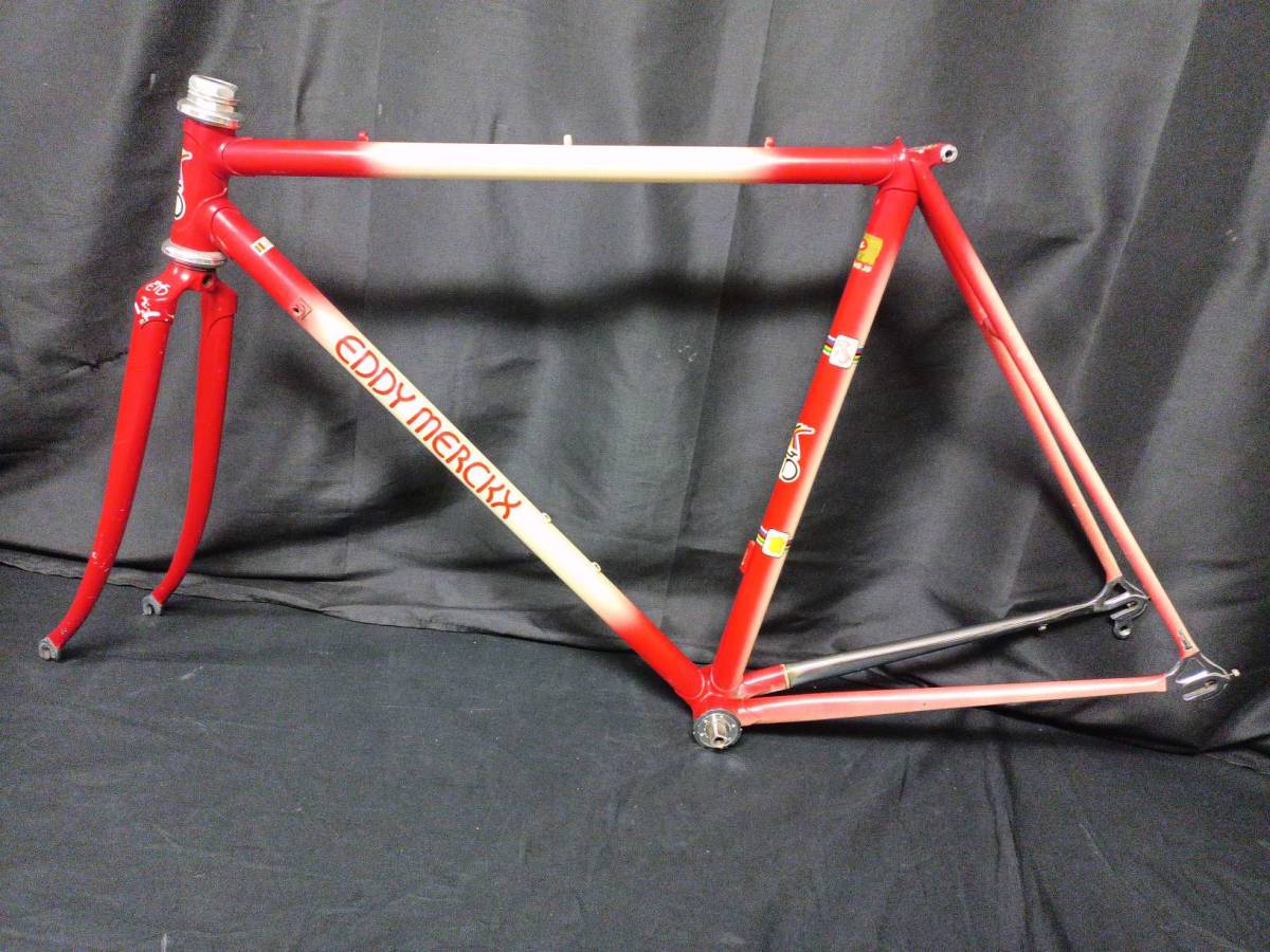 Selle Iscaselle NEUVE vélo de route vitesse fixe eddy merckx colnago gazelle Ben