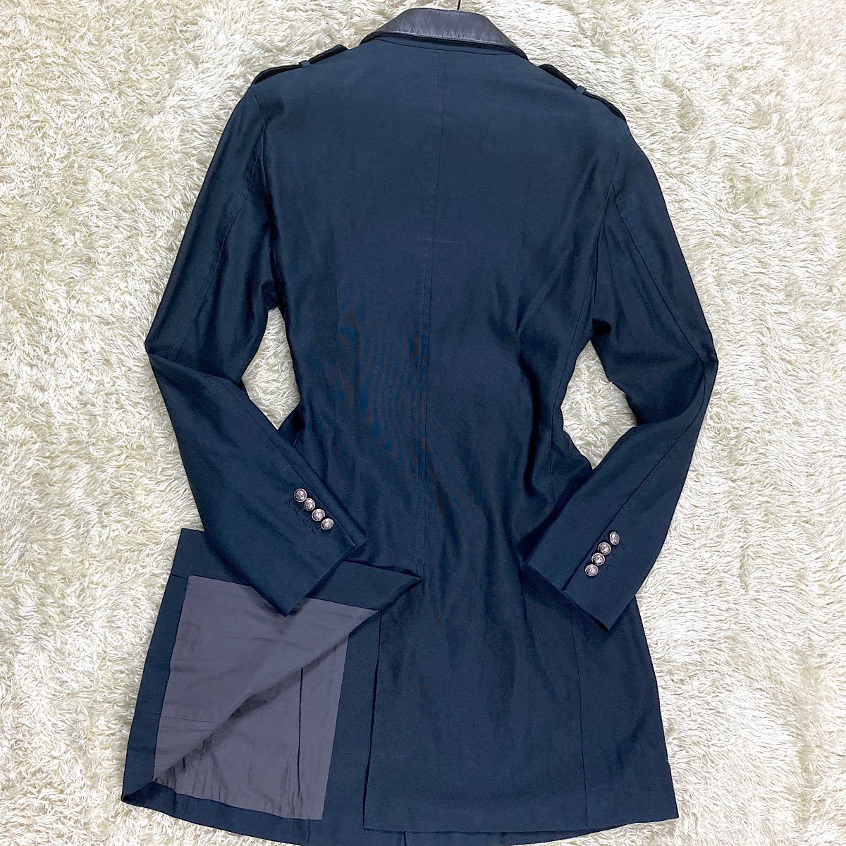 Paul Smith】最高級 メタルボタン 刻印 襟レザー チェスターコート Paul Smith】最高級 メタルボタン 刻印 襟レザー チェスターコート