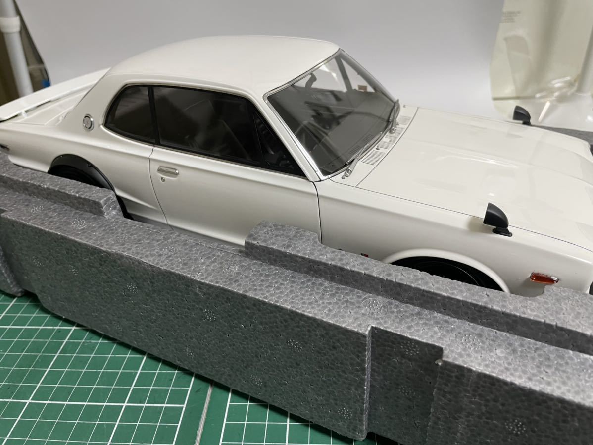 GT-R 1&frasl;12 Nissan Skyline 0 イグニッションモデル | model 日産 ignition スカイライン LINE - White (KPGC10) Metallic