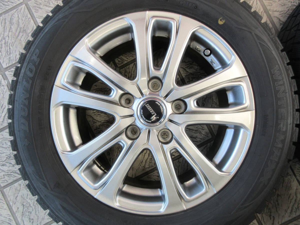 フリード15×6Joff+53pcd114.3の5穴ハブ径73㎜・スタットレスダンロップ
