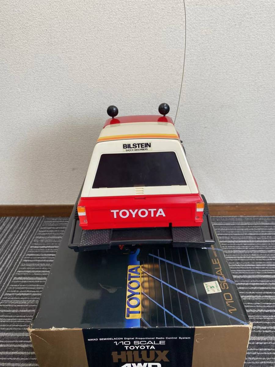 ラジコン NIKKO/ ニッコー ・TOYOTAハイラックス4WD・1/10スケール