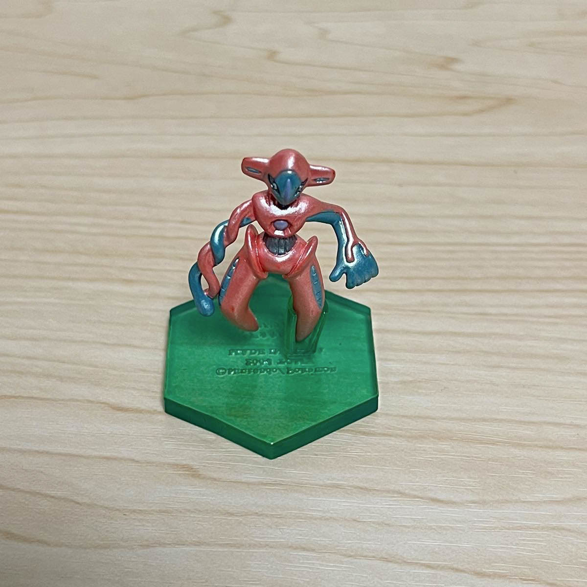 デオキシス ノーマルフォルム メタリックVer ポケモン モンコレ