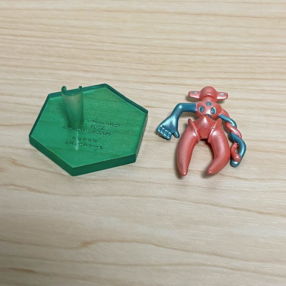 デオキシス ノーマルフォルム メタリックVer ポケモン モンコレ