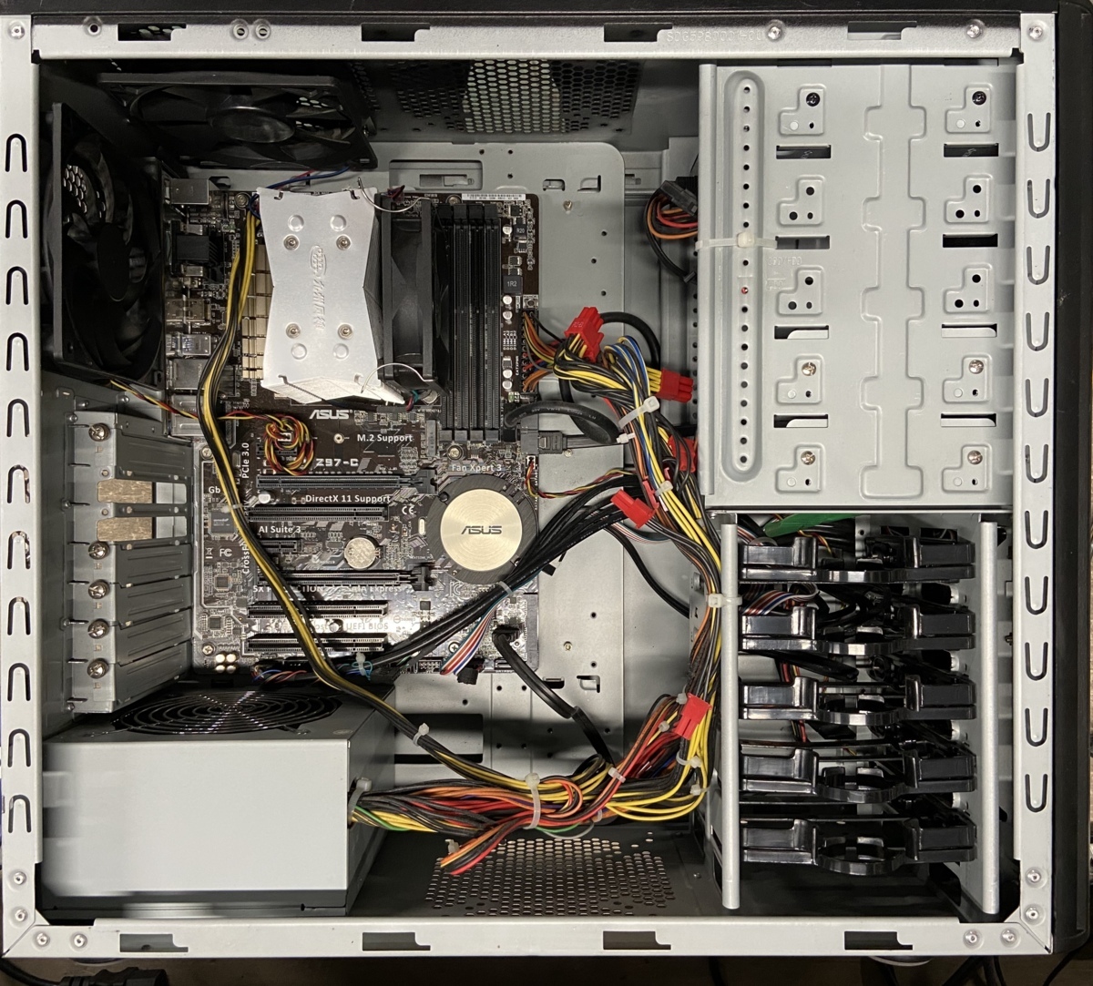 22 ジャンク 自作デスクトップpc 基盤 Asus Z97 C 通電確認済み デスクトップ 売買されたオークション情報 Yahooの商品情報をアーカイブ公開 オークファン Aucfan Com