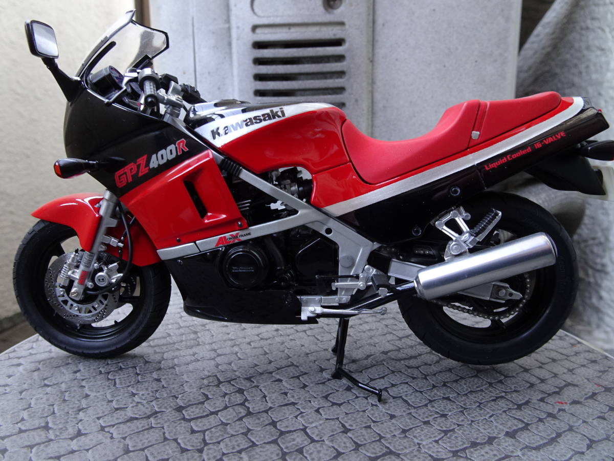 ジャンク】タミヤ 1/12 カワサキ GPZ400R プラモデル(完成品)(カワサキ 