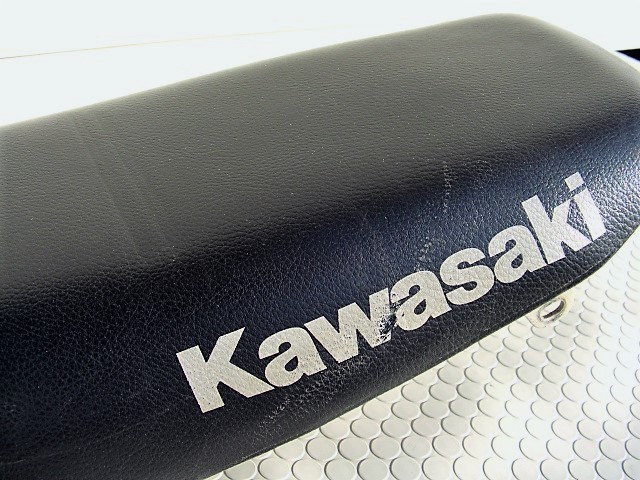 ＫＤＸ２２０ＳＲ 純正シート ◎KDX220SR 純正シート（ブラック カワサキ 純正 シート Kawasaki KDX220 R