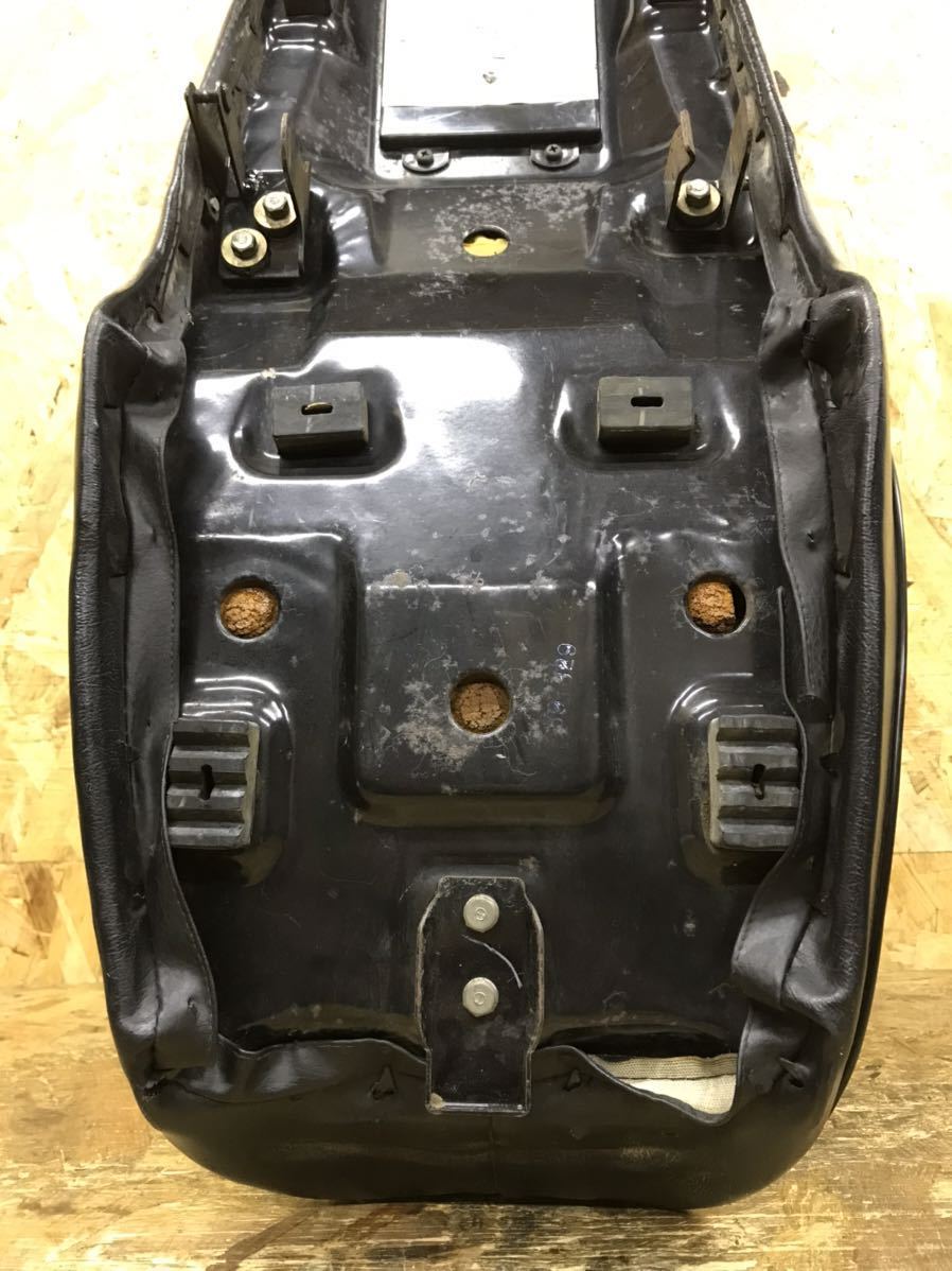 B01 # 6 Z250LTD 純正シート シート カワサキ KZ250 Z250FT (純正品