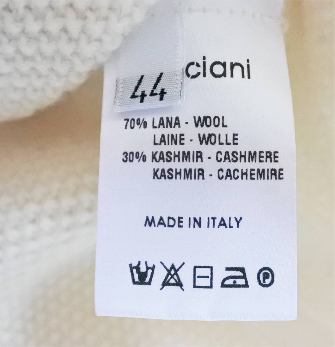 Cruciani　クルチアーニ　ニット　定価５万　イタリア製 クルチアーニ ニット Cruciani 新品12.4万 美 コットンシルクニット