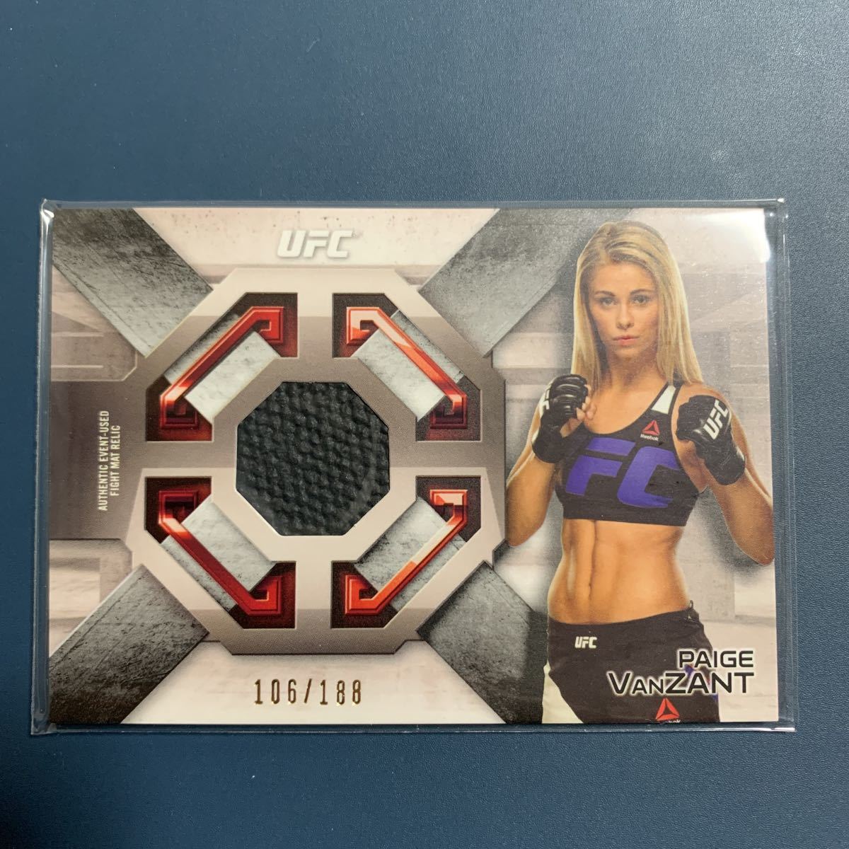 1枚限定 ペイジ ヴァンザント オクタゴンマットカード Topps Ufc Knockout 16 格闘技 プロレス 売買されたオークション情報 Yahooの商品情報をアーカイブ公開 オークファン Aucfan Com