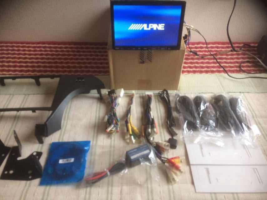 2015年版】アルパイン VIE-X088VS 30前期 プリウス 専用パーフェクト
