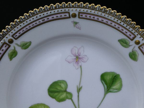 □ROYAL COPENHAGEN□『フローラ ダニカ Flora Danica 17cm プレート