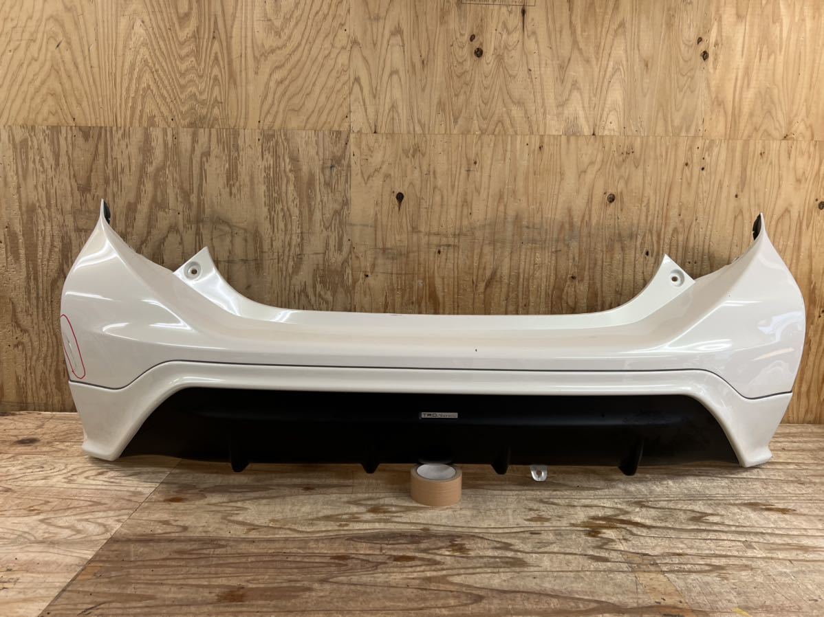 hide TOYOTA アクア NHP10 純正リアバンパー 中古品 hide TOYOTA アクア NHP10 純正リアバンパー 中古品 hide TOYOTA