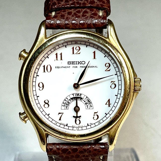 ジャンク SEIKO セイコー EQUIPMENT FOR PROFESSIONAL 8M11-6000 2針 