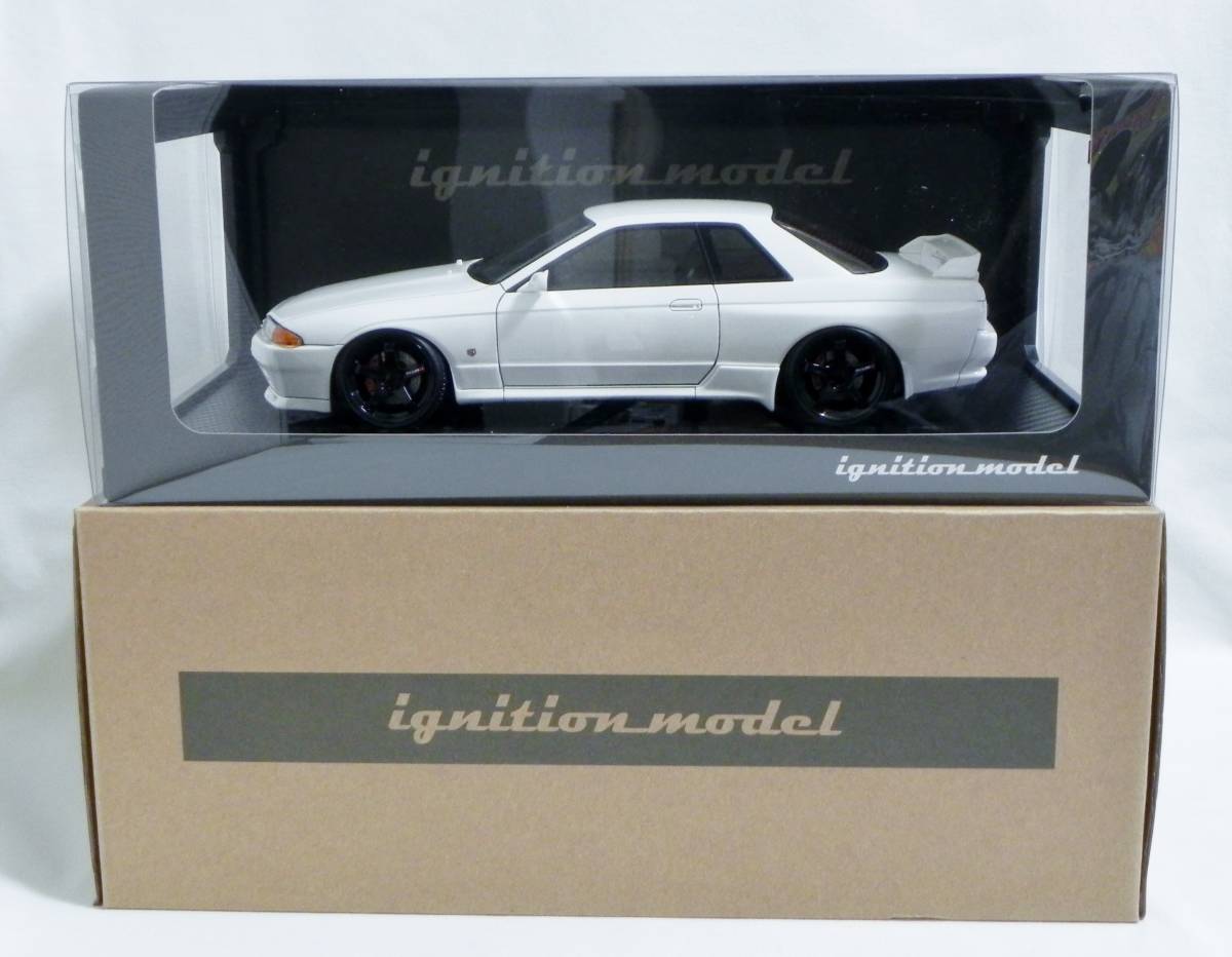 1/18 日産 R32 スカイライン GT-R BNR32 クリスタルホワイト