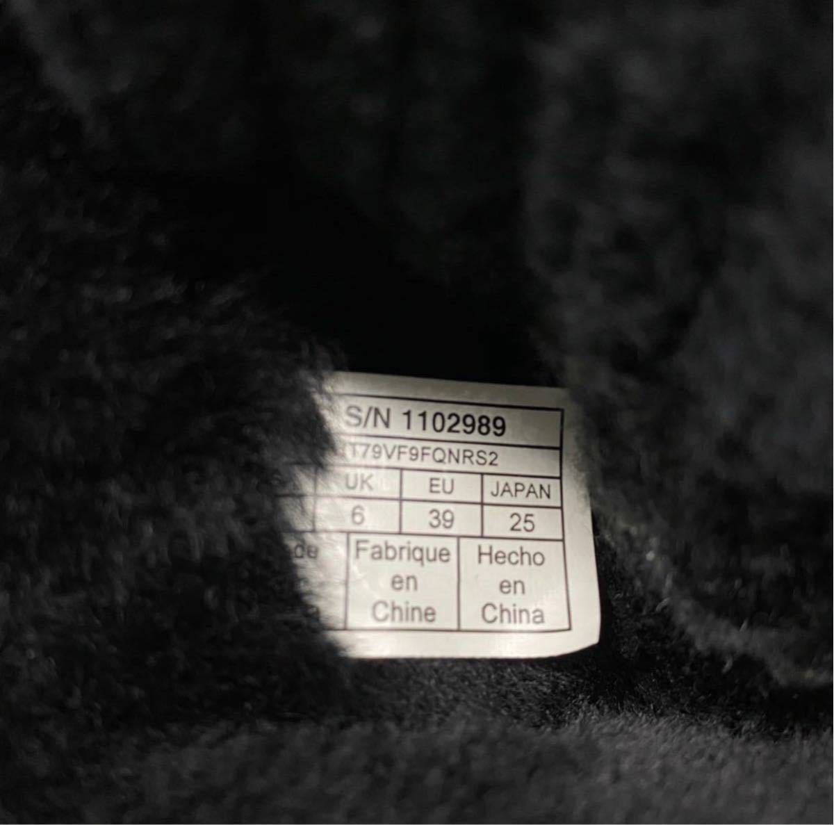 UGG W SACAI KNIT CLASSIC MINI II 7 ブラック UGG W SACAI KNIT CLASSIC MINI II 7 ブラック