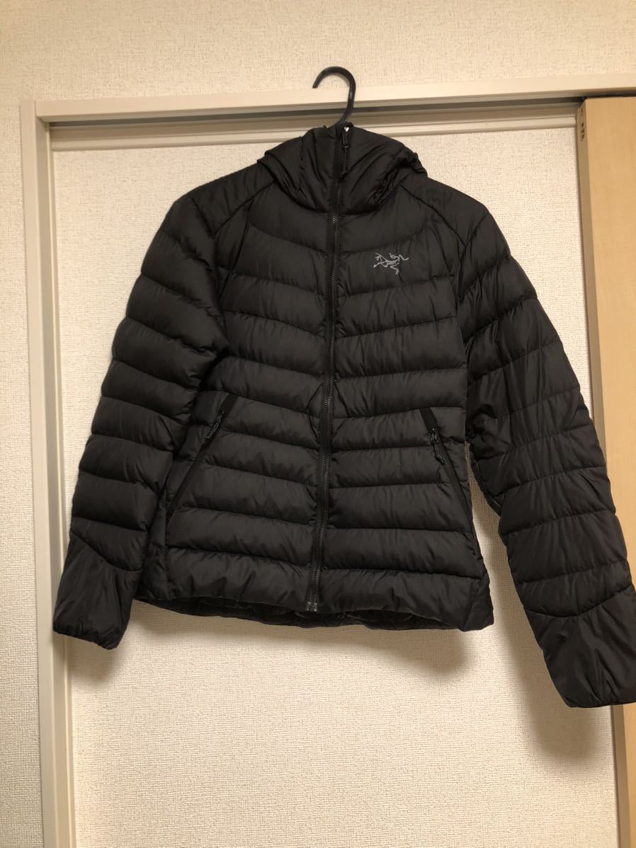 アークテリクス　レディース　ダウン　ブラック_1