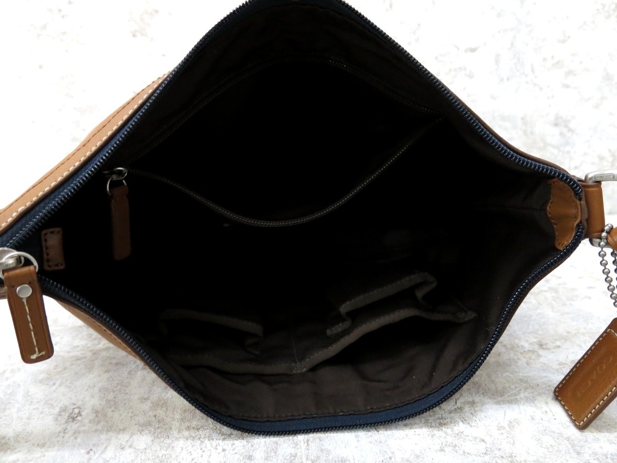 □極美品□COACH コーチ□メンズ□ヘリテージ F70559□ロゴ型押し 