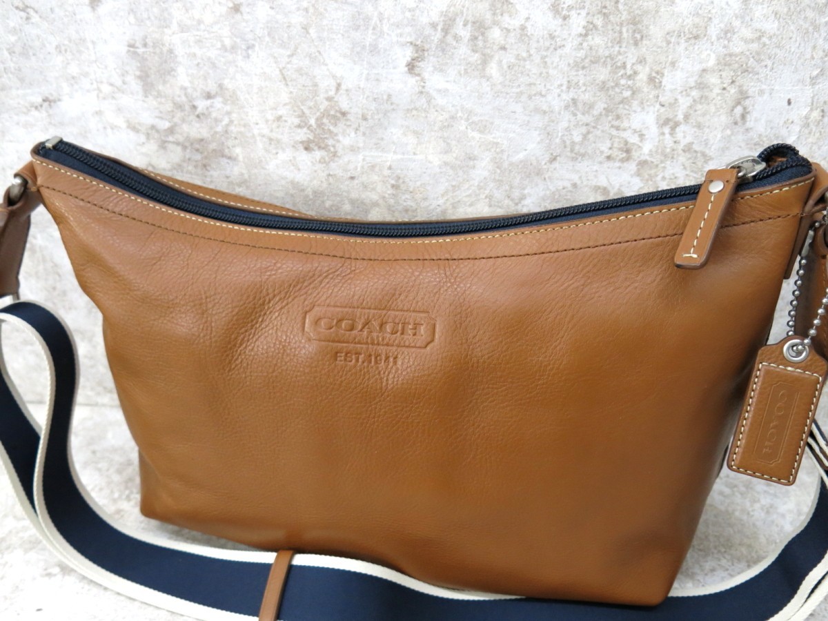□極美品□COACH コーチ□メンズ□ヘリテージ F70559□ロゴ型押し 