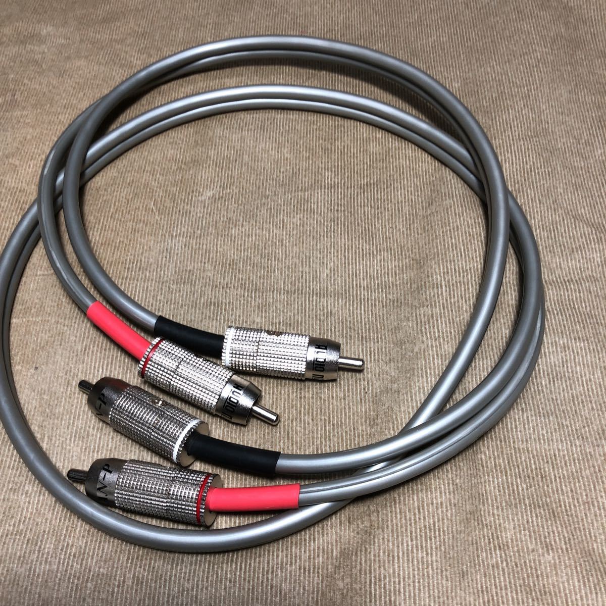 100%新品，大人気 オーディオノート 純銀線RCAケーブル 1m(RCAケーブル)｜売買されたオークション情報、yahooの商品情報をアーカイブ公開 - オークファン RCAケーブル
