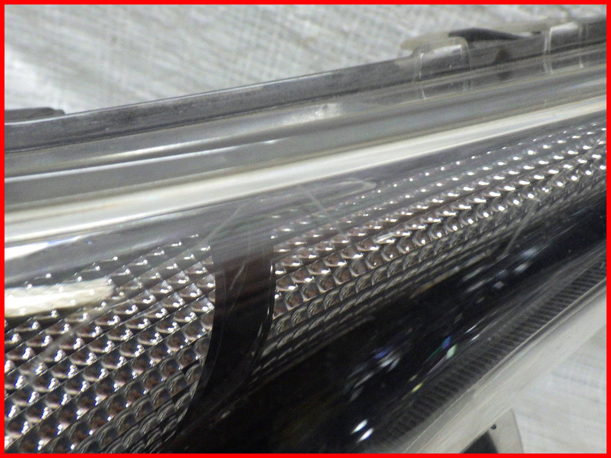 ZVW50/ZVW51/ZVW55 前期 プリウス LED右ヘッドライト右ライト 右側
