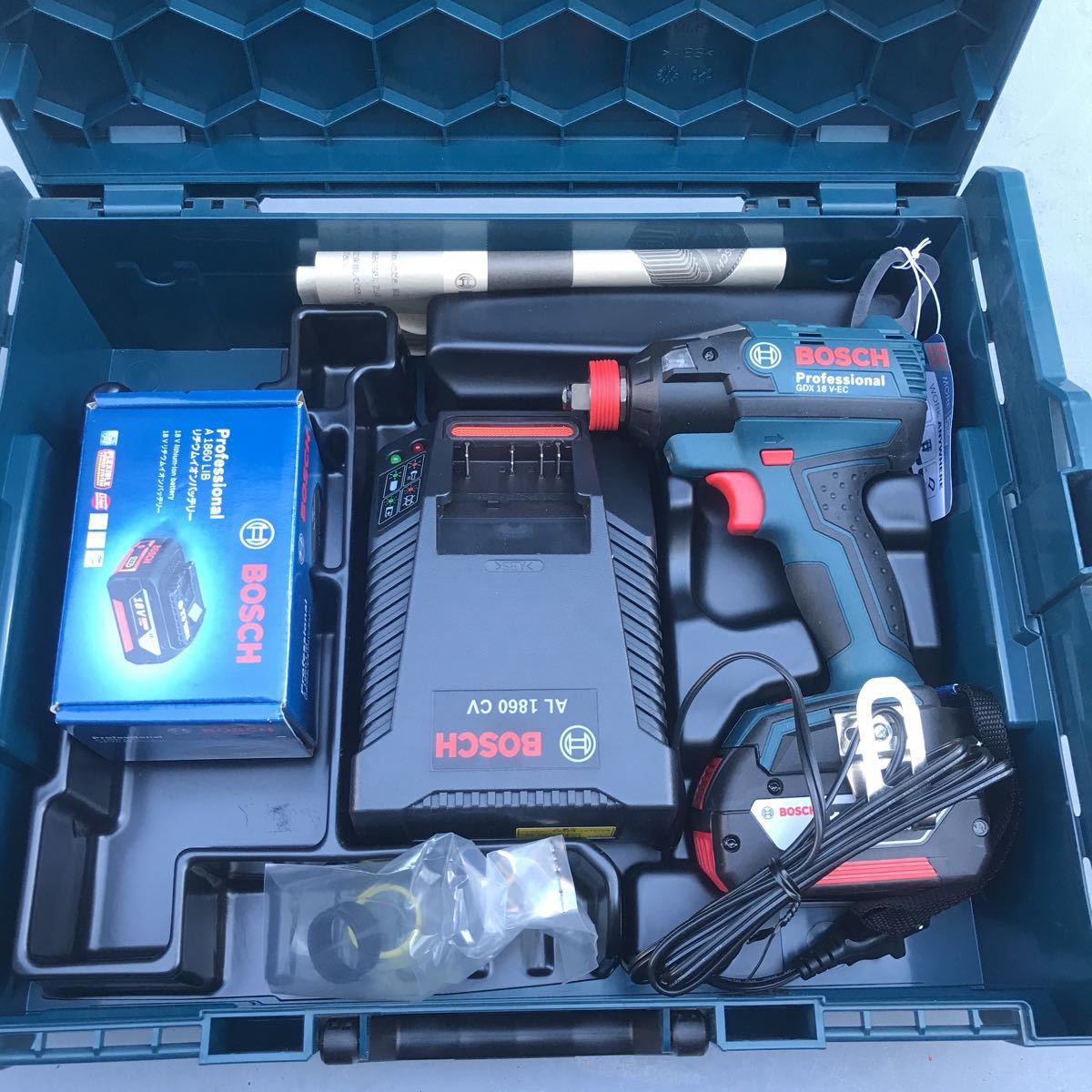 人気定番，大得価 ボッシュ バッテリーインパクトドライバー GDX18V-EC6(本体)｜売買されたオークション情報、yahooの商品情報をアーカイブ公開 - オークファン インパクトドライバ