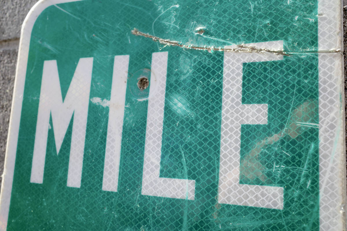 ビンテージ MILE 3 マイル ロードサイン トラフィックサイン 看板