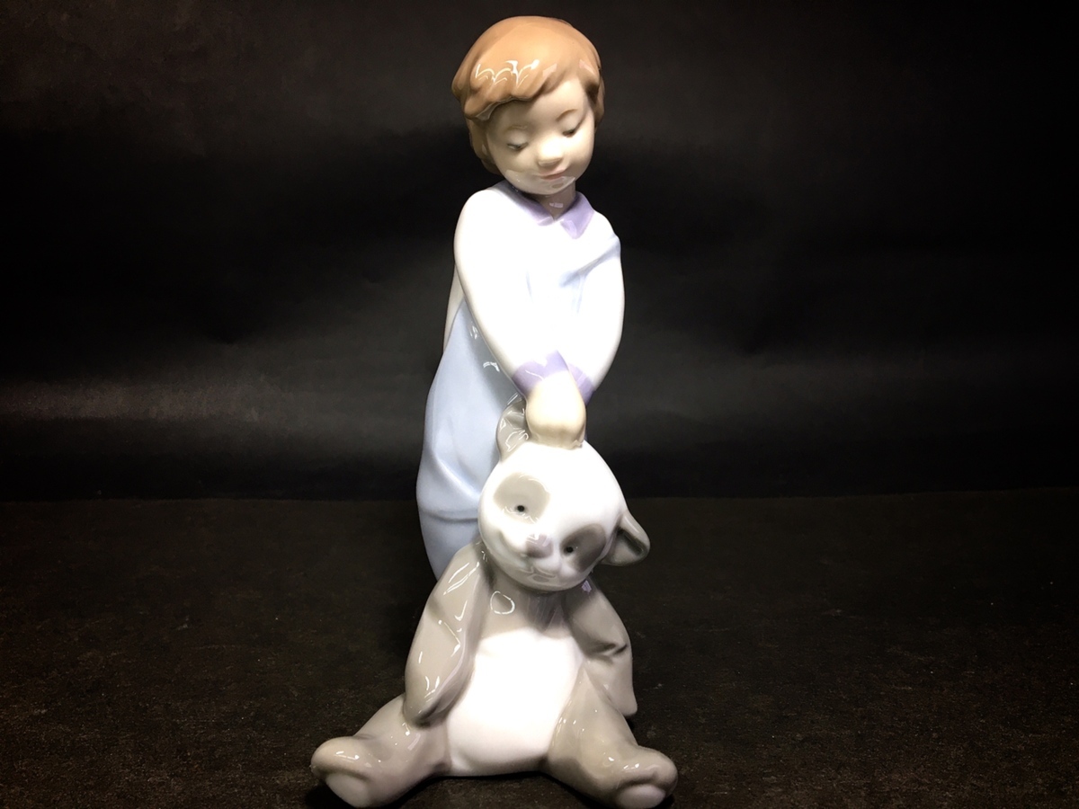No.6974 リヤドロのポーセリンアート作品「僕は、おにいちゃん 