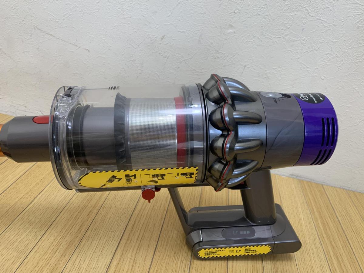 ☆dysonダイソン サイクロンコードレス掃除機 v10 fluffy ジャンク品