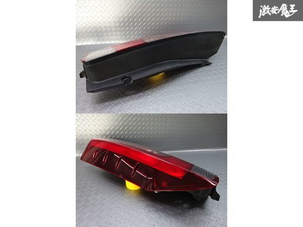 80系 ZRR80G ZRR85G ヴォクシー ノア エスクァイア 純正 リア