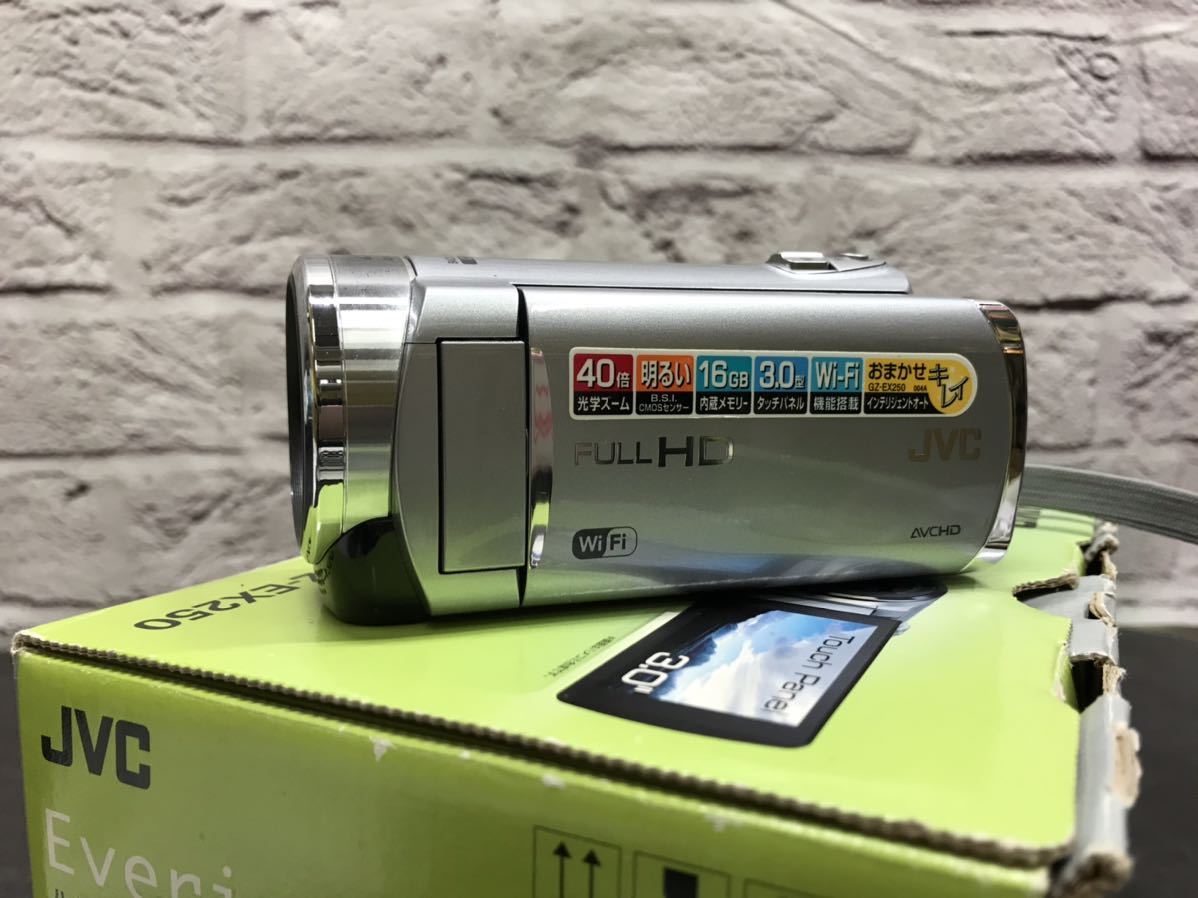 JVC Everio GZ-EX250 - CNET