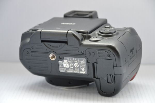 ★実用美品★NIKON ニコン D5000 ボディ #0171 ニコン | D5000 価格比較 0 1：4-