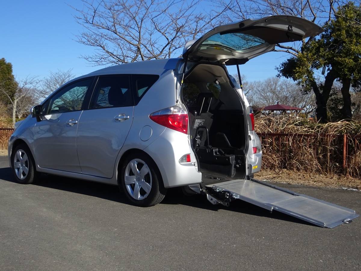ラクティス トヨタ X 車いす仕様車 福祉車両平成26年式 ウェルキャブ 