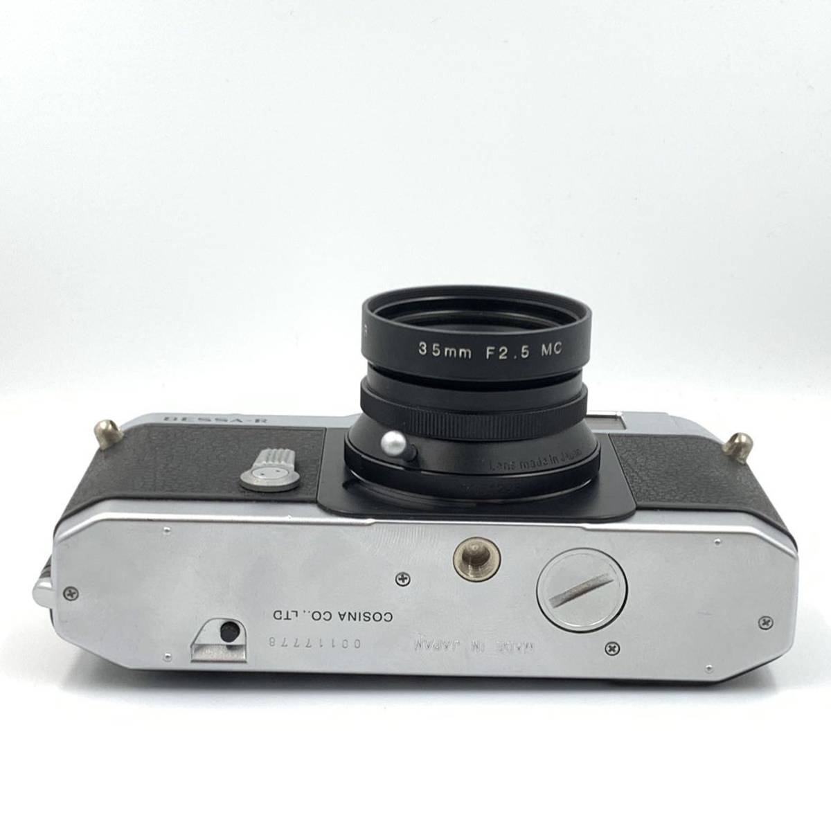 Bessa Voigtlander 35mm R Color-Skopar MC + Skopar f⁄2.5 Color – w⁄ a