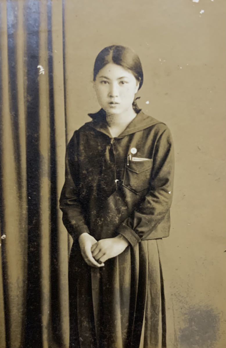 戦前 女学生 女性 古写真 1枚 セーラー服 美人 美女 美少女 洋服 昭和 家族 歴史 資料 大日本帝国 時代考証 白黒写真 古い写真 953 その他 売買されたオークション情報 Yahooの商品情報をアーカイブ公開 オークファン Aucfan Com