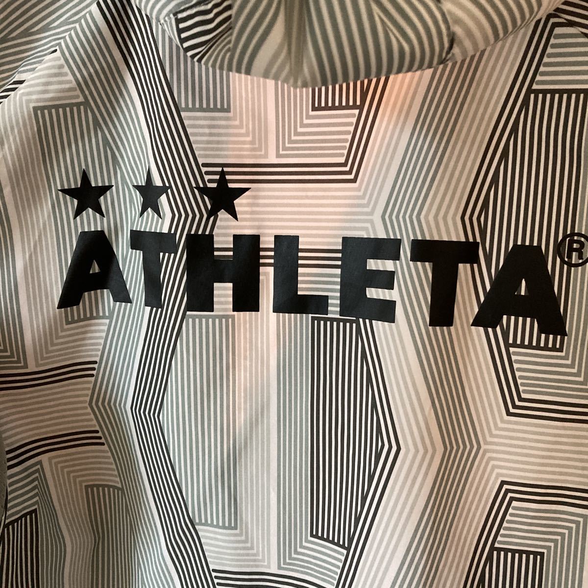 ATHLETA ピステ・ウィンドブレーカー Lサイズ ブラック　まんま ATHLETA ピステ・ウィンドブレーカー Lサイズ ブラック まんま様 専用
