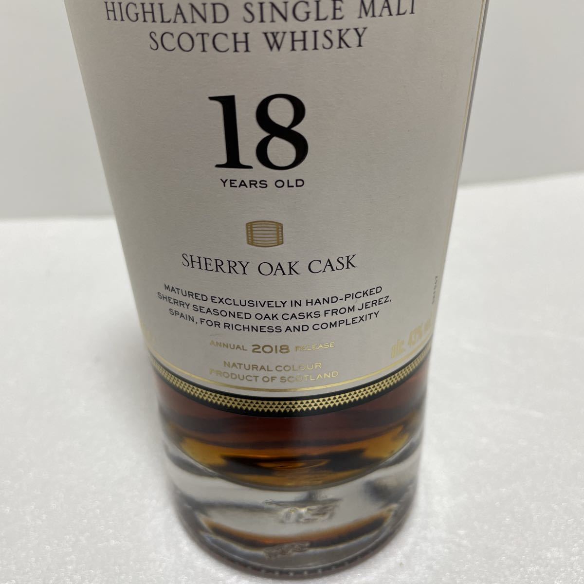 18年 ザ・マッカラン 700ml : シェリーオーク | MACALLAN マッカラン 
