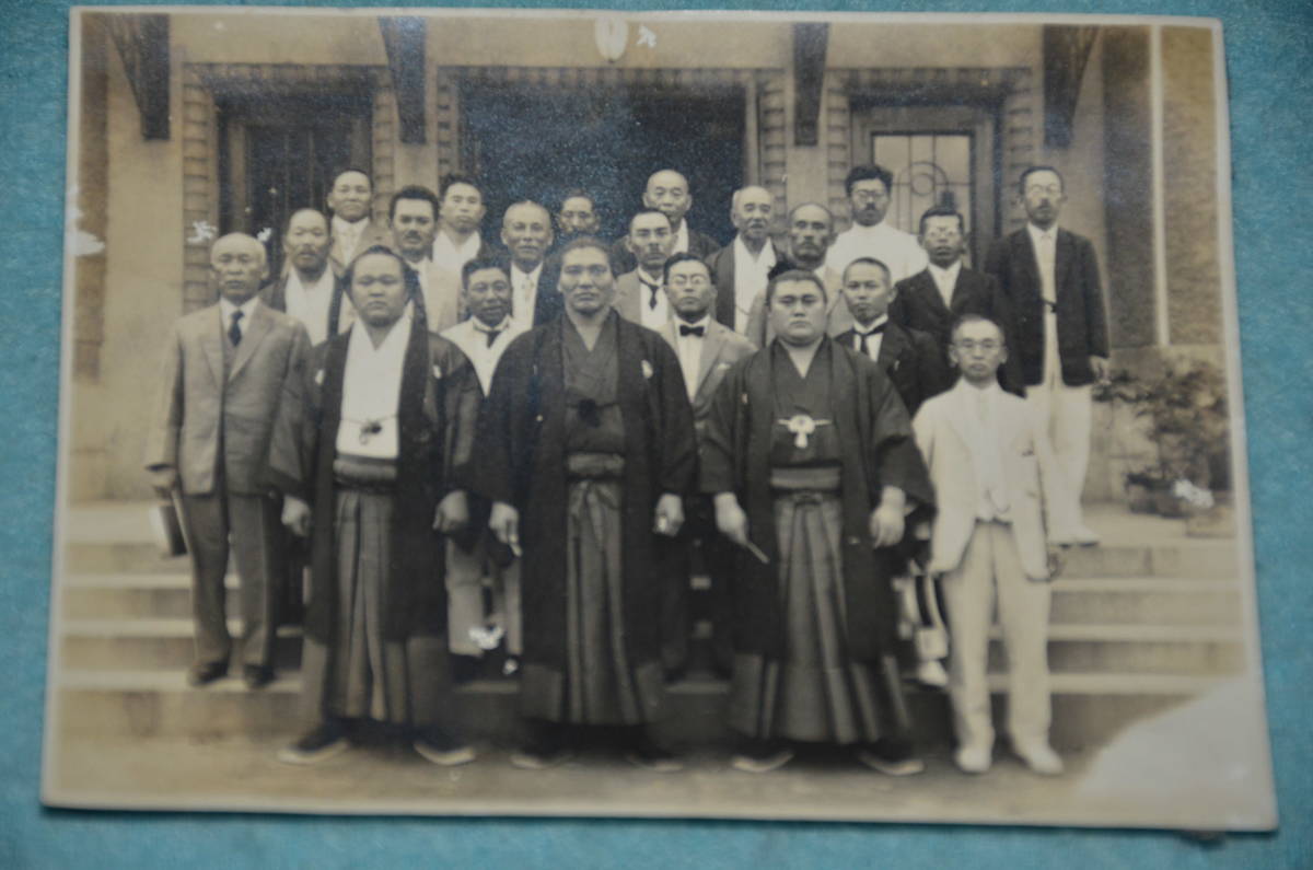 ☆6　貴重資料　中国公開処刑　首切処刑写真１２枚　湖北軍？ 青龍刀で切った瞬間　押切で切断　残酷部マスキング_10