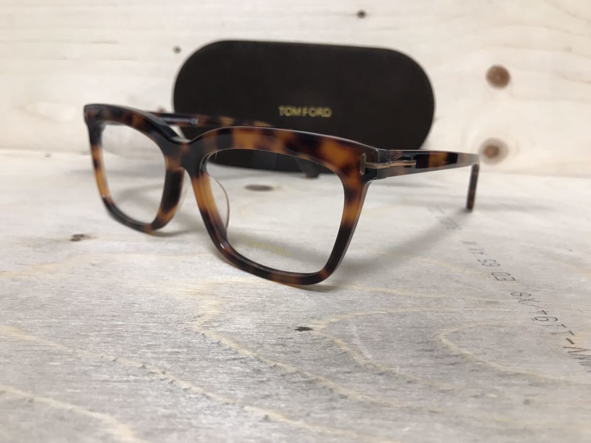 ☆TOMFORD☆TF5686-B 052 54□15 140☆トムフォード メガネフレーム  