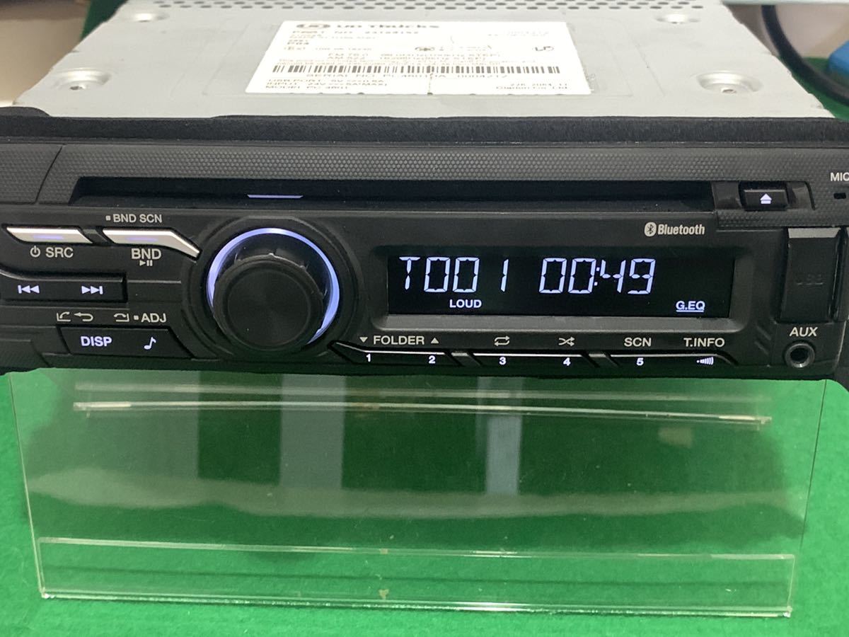 UD17クオン純正オーディオ　本体　新車取り外し ラスト1ブラックセール】24V ラジオ デッキ 新車外し UD純正 4
