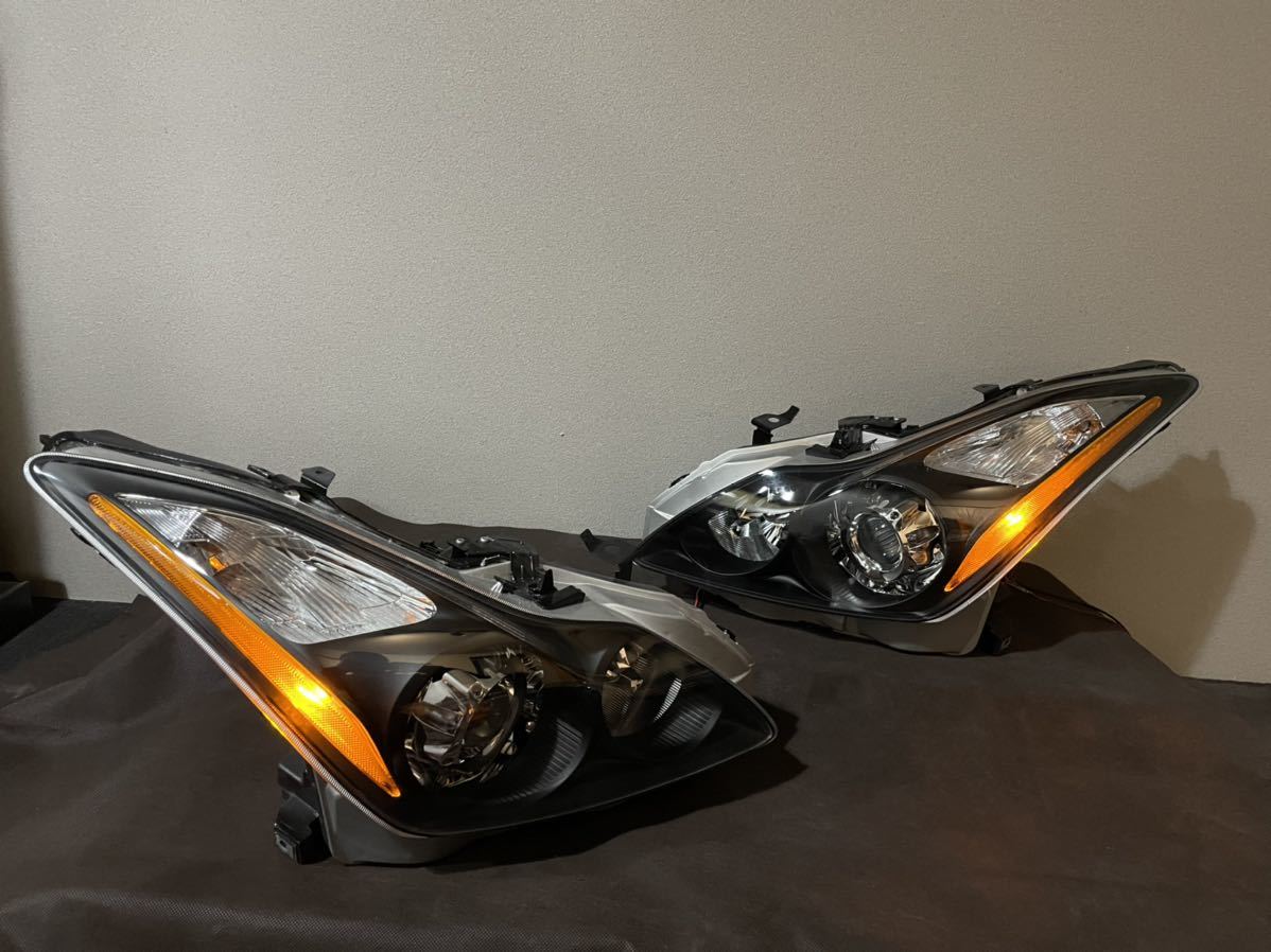 V36クーペ 純正ヘッドライト 車