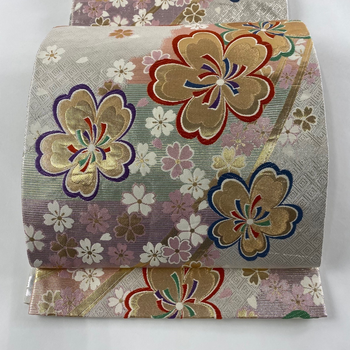 正絹　スワトウ刺繍袋帯　六通帯　お太鼓柄 着物屋こころ□六通太鼓柄袋帯 中国三大刺繍 スワトウ刺繍 汕頭刺繍 飾
