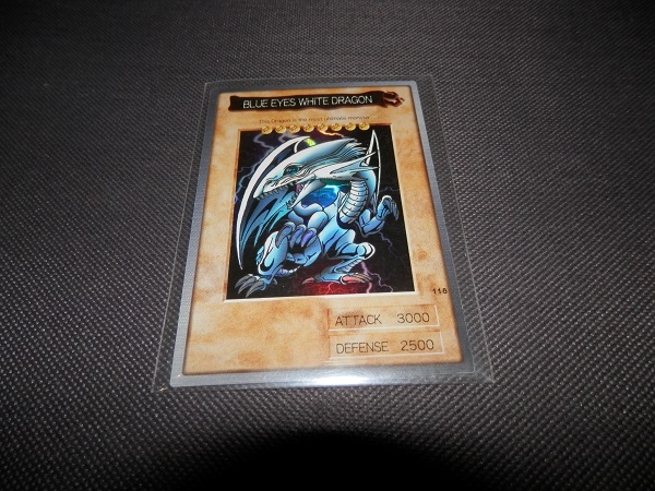 美品 英語版 遊戯王カード ブルーアイズホワイトドラゴン 青眼の白龍 