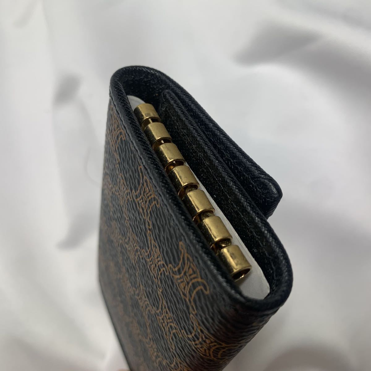 1円スタート〜【新品未使用タグ付き】セリーヌ CELINE マガタム 6連キーケース レザー ブラック ゴールド金具 タグ付き 小物 鍵 CELINE セリーヌ レザー ビジネス トリオンフ 関税・送料込