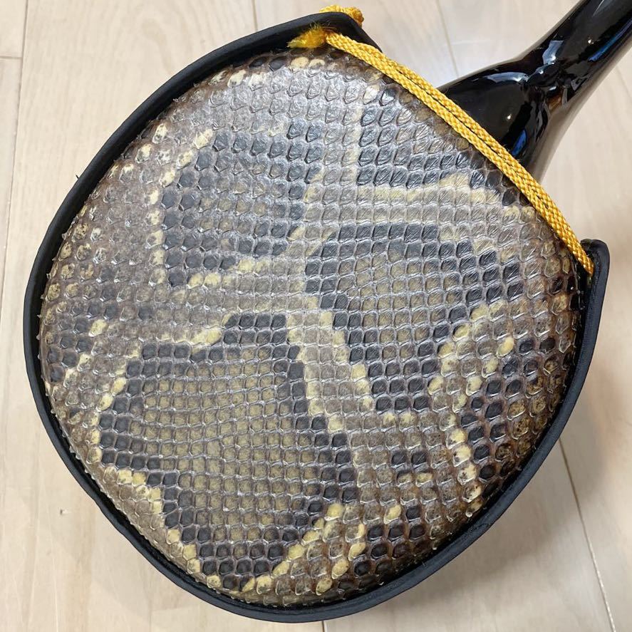 【極美品】沖縄三線 人工皮 初心者 ハードケース 和楽器 極美品沖縄三線 人工皮 初心者 ハードケース 和楽器 - メルカリ